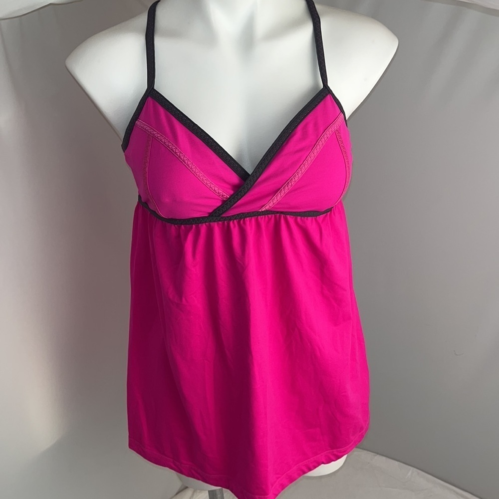 Lululemon Rehearsal Tank Top in Paris Pink with gray contrast trim 10